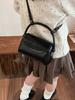 Moda Retrô Coreana Outono e Inverno 2026 Nova Bolsa de Mão Pequena Quadrada para Mulheres Bolsa de Ombro Transversal Versátil na Moda