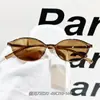 Óculos de Sol Retrô Oval de Celebridade da Internet com Armação Pequena de Alta Qualidade para Mulheres, Universais para Dirigir, Óculos de Sol Gatinho Estilo Old Money