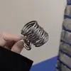 2023 Nuevo Artefacto Avanzado para Fijar Cola de Caballo Pinza de Garra Tamaño Pequeño Clip para Recogido en la Parte Trasera de la Cabeza Tocado Pasador para el Cabello Mujeres