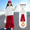 Conjunto de Moletom com Capuz Espesso e Pelúcia para Meninas Outono e Inverno Conjunto de Duas Peças Calça Larga Vermelha e Preta Para Crianças de Meia-Idade e Mais Velhas Estiloso Tendência