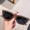 2023 Novo Estilo Personalizado Óculos de Sol Simples Fotografia de Rua de Celebridades On-line Feminina Mesmo Protetor Solar de Alta Qualidade Olho de Gato Óculos de Sol de Armação Pequena para Homens