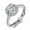 Anillo de Plata S925 Año del Caballo Modelo Popular Fat Donglai Moissanita 1 Quilate Cuadrado Conjunto para Mujer Estilo Moderno