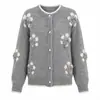 Cárdigan de punto con botón de perla floral tridimensional gris para mujer, suéter Shein con ribete de color block, abrigo suave estilo francés