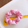 Nuevos Scrunchies Plisados de Tela Dulce para Primavera y Verano, Bandas Elásticas de Color Caramelo para Cola de Caballo, Accesorios Versátiles para Moño de Niña
