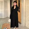 Conjunto de dos piezas de cárdigan de punto suave y acogedor + vestido de tirantes de maternidad, corte holgado, adelgazante, conjunto casual y elegante de dos piezas para mujeres embarazadas