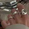 Anillo de moda geométrico irregular único y resistente para mujer, versátil y elegante, adecuado para apilar, anillo abierto, anillo de dedo índice de nicho, moderno