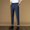 Pantalones Casuales Cortos para Hombre Primavera y Otoño Ajustados Pantalones de Hombre 2008 Versátil