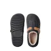 2026 Nuevas Pantuflas de Algodón para Hombre Invierno Talón Cerrado Exteriores Impermeables Antideslizantes Suela Gruesa Usables Cálidas Pantuflas de Algodón para Mujer Invierno