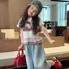 Top de Princesa para Meninas Verão 2026 Novo Estilo Infantil Doce Renda Manga Curta Branco Roupa para Bebê Menina Versátil Jeans