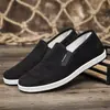 Sapatos casuais de tecido para atacado transfronteiriço, sapatos slip-on masculinos casuais com sola multicamadas, sapatos preguiçosos de primavera para pais, sapatos baixos de tecido com sola macia