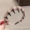 Diadema de Malla Rosa Lotus 2026 Envuelta con Pedrería y Dientes para Controlar el Frizz de la Frente, Elegante Accesorio para el Cabello