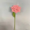 Ramo de Ganchillo con Rosas Puntiagudas Tejidas Hecho a Mano Regalo del Día de San Valentín Chino Flor Artificial de Ganchillo Flor de Lana