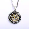Colgante Retro Nórdico de Acero Inoxidable Adecuado para Hombres y Mujeres Collar Brújula Vikinga de Doble Cara