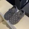 Zapatos casuales retro de gamuza con lunares para mujer, nueva colección de otoño 2026, estilo coreano moderno y versátil, cómodos zapatos planos de algodón con detalle de hebilla