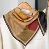 Estilo Étnico Gris Delgado Similar a la Seda Bufanda Cuadrada Pequeña de 70 Bufanda de Lino y Seda para Mujer Primavera y Otoño Hombro Caído Regalos para Madre