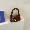 Bolsa transversal de corrente, estilo coreano, design requintado de nuvens com bolinhas, novo estilo doce e fresco com design plissado, estilosa