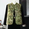 2026 Novo Estilo Outono para Mães Estilo Chinês Estilo Nacional Terno de Veludo Dourado Conjunto Elegante de Colete de Três Peças para Mulheres de Meia-Idade e Idosas Outono