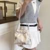 Bolsa Elegante de Verão Nicho Novo Estilo Chinês para Mulheres 2025 Nova Bolsa Transversal Versátil com Corrente Ombro Único Bolsa de Balde Bordada