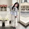 Moda para Niñas 2026 Sudadera con Capucha de Manga Larga Patchwork Casual Estilo Coreano Holgada Encaje Pantalones de Pierna Ancha Conjunto de Dos Piezas con Personalidad
