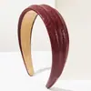 Moda Coreana Versátil y a la Moda Diseño Cóncavo-Convexo Patrón de Serpiente Diadema de Cuero Simple de Ala Ancha Nuevos Accesorios para el Cabello de Uso Diario