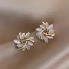Brincos de Pétala Olho de Gato Franceses Estilo Coreano Simples Elegantes Nicho Alto Padrão Brincos Atacado Brincos Galvanizados a Ouro Real