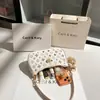 Diseño de nicho para dropshipping bolso de hombro con bloques de color modelo nuevo 2026 bolso de cadena de alta gama para axila venta al por mayor