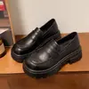 Mocasines retro de plataforma estilo británico para mujer, nueva colección primavera/otoño 2026, perfectos con faldas, estilo slip-on