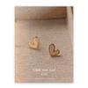 Pendientes sencillos de plata S925 con forma de aguja, diseño de nicho dulce y amor, de oro auténtico de 18 quilates, con fritillaria blanca, ligeros y lujosos, para uso diario.