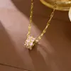 Colar de Aço Titânio Estilo Coreano em Formato de Cintura para Mulheres, Versátil, Moderno, Luxo Leve, Sensação de Alto Padrão, Pingente Cravejado com Diamantes, Corrente para Clavícula para Mulheres, Não Desbota