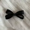 Pinza para el pelo de lunares coreana con lazo y diseño de pinza lateral, Pinza de tiburón en blanco y negro para peinados semi-recogidos