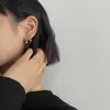 Hebilla Cruzada para Oreja Aro Pequeño para Oreja Personalizado Simple Estilo Frío Pendientes Elegantes Tachuelas Elegantes Moda Versátil Hip-hop Nicho