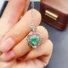 Venta al por mayor de fábrica Popular Colgante de Esmeralda Natural Plata S925 Incrustado Piedra Principal 6*6 Joyería de Lujo Venta Directa de Fábrica