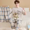 Pijama masculino estiloso e bonito de manga curta 100% algodão, conjunto fino de gola redonda, roupa de casa casual de corte solto, novo modelo de verão 2026