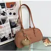 Nueva bolsa de hombro minimalista 2026 para mujer, bolso de mano de moda estilo coreano, colección de otoño, diseño de corazón
