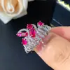 Anillo de Joyería Nuevo Joyería Moldura de Corona Lámpara de Luz Morada Cambio de Color Azul Rojo Corindón Luz Lujo Gama Alta Lote de Mujeres