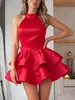 Vestido Satinado Rodado com Gola Halter para Mulheres, Inspirado no Design Europeu e Americano, Vestido Elegante de Festa Linha A com Cintura Marcada para Primavera/Verão 2026