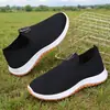 Zapatos de Tela de Old Beijing para Hombre de Primavera y Otoño, Casuales sin Cordones, Suela Suave para Caminar, de Caña Baja, Transpirables, Antideslizantes, para Padres de Mediana Edad y Mayores