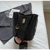 Bolso de Hombro Tipo Cubo Retro de Moda para Mujer 2026 Nuevo Estilo Bloqueo de Color Textura Diseño de Moda Pequeño Bolso Cruzado para Viajar