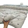 Conjunto de Roupa de Cama Macio e Amigo da Pele na Cor Creme, Peça Popular Transfronteiriça, Capa de Edredom Individual, Lençol de Cama para Quarto de Estudante, Conjunto de Roupa de Cama de Quatro Peças