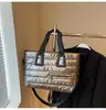 Bolsa Feminina Moda Transfronteiriça Nova Versátil Casual Nicho Tendência Grande Capacidade Bolsa Macia Ombro Único Transversal Bolsa Tote