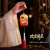 Festival de Mediados de Otoño pequeños adornos colgantes de linterna árbol iluminado mini colgantes rojos hechos a mano DIY decoración de escena de planta verde