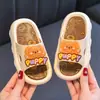 Novas Pantufas Infantis de Verão, para Banheiro e Casa de Meninas, Antiderrapantes, com Solado Macio, Desenhos Animados, Pantufas de Bebê