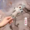 Accesorios Haiyue Pulsera de Broche Linda Japonesa y Coreana para Niñas, Muñeca de Anillo de Broche de Dibujos Animados de Peluche, Juguete para Niños, Accesorio para la Cabeza, Accesorio para la Mano