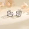 Elección Artística: Pendiente de Clip Brillante de Diamante Triangular de Tres Capas, No Requiere Perforación, Estilo Fresco y Minimalista, Cuff Geométrico Único de Diamante