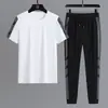 Camiseta Masculina de Manga Curta de Seda Gelada Conjunto de Duas Peças Calções Calças de Três Peças Terno Casual Calças Esportivas Traje de Gelo