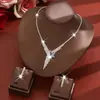 Set de Pendientes y Collar con Incrustaciones de Diamantes de Amazon, Collar de Lujo con Borla de Pedrería, Accesorios de Collar Completamente de Diamantes, Set de Dos Piezas para Mujer