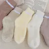 Meias Grossas de Pelúcia com Forro de Fleece Zhuji Femininas para Outono e Inverno, Meias Macias para Casa, Meias de Terry com Armazenamento Térmico de Inverno