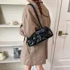 Bolso tipo baguette nuevo de diseño único, fresco y simple, gran capacidad, color liso, bolso de mano para el día a día con un toque de alta gama, bolso de hombro para mujer