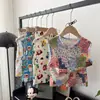 Traje de Verano para Niños y Niñas, Conjunto de Dos Piezas de Shorts Florales sin Mangas de Algodón y Seda, Delgado, Agradable para la Piel y Cómodo para Niños Medianos y Grandes