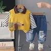 Conjunto de Ropa de Otoño para Niños 2026 Nuevo Chaleco Suéter de Dibujos Animados para Niños Conjunto Casual de Tres Piezas con Mangas Largas Moda de Otoño para Bebé